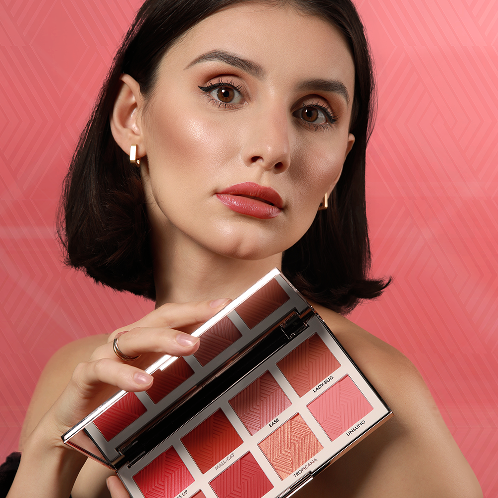 Essentials: 8-Color Blush Palette
