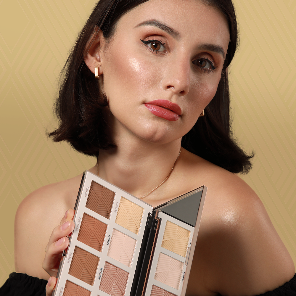 Essentials: Highlighter &amp; Contour Palette