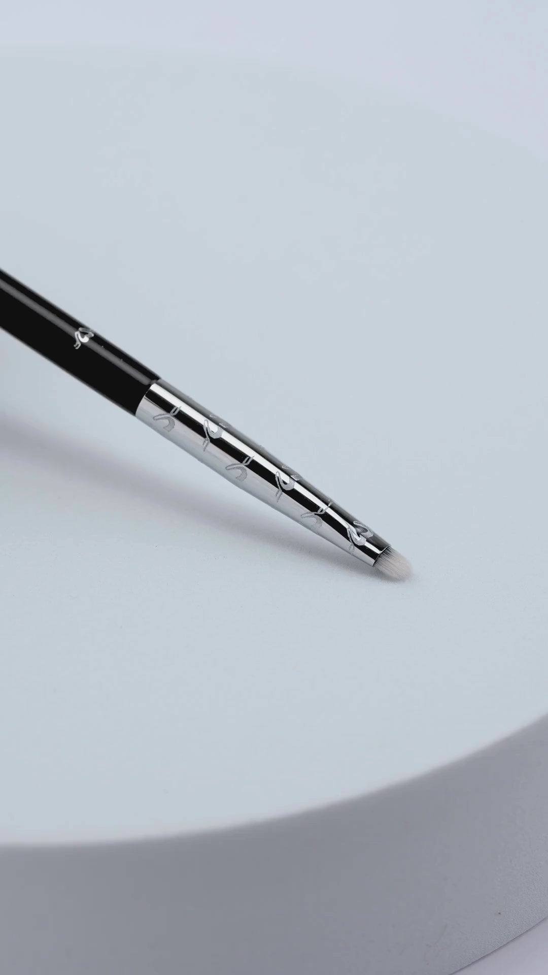 Academic Round Blooming Brush - FX049