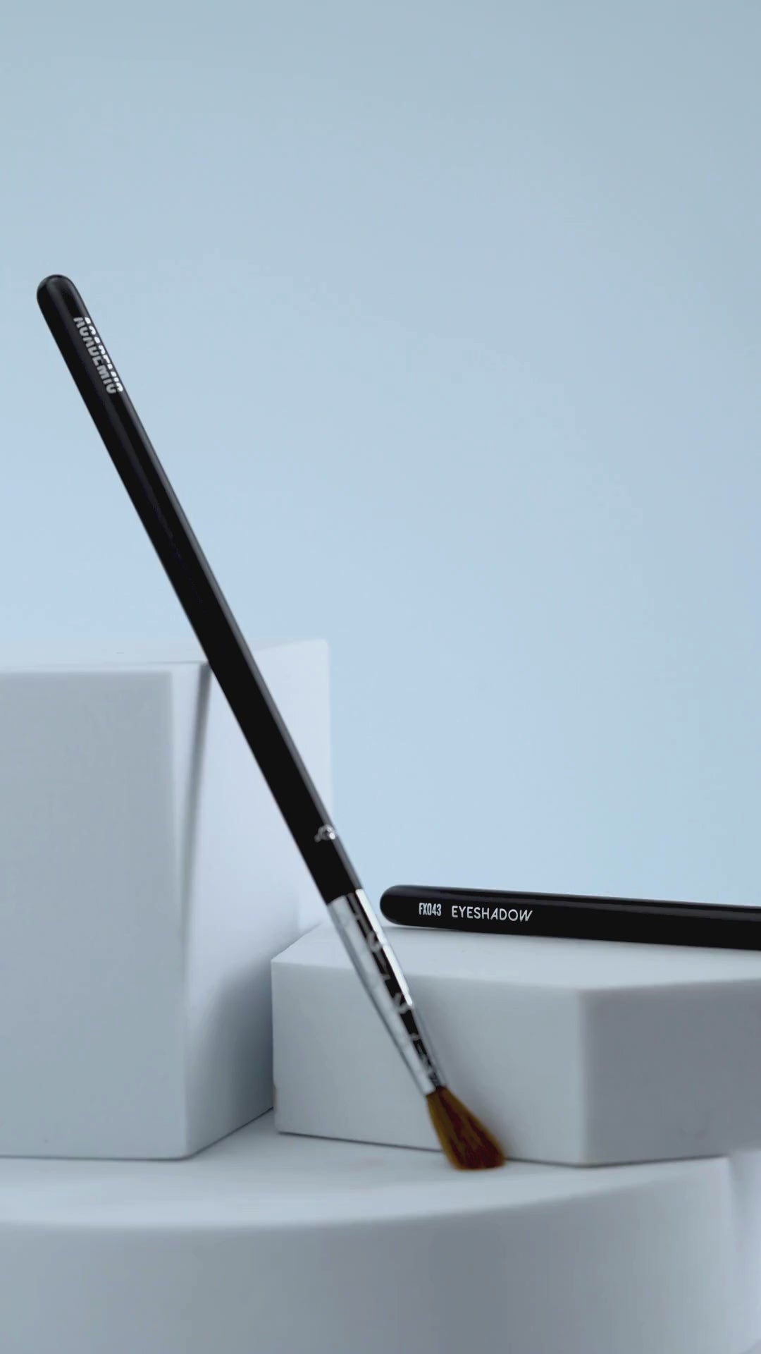 Academic Eyeshadow Brush - FX043